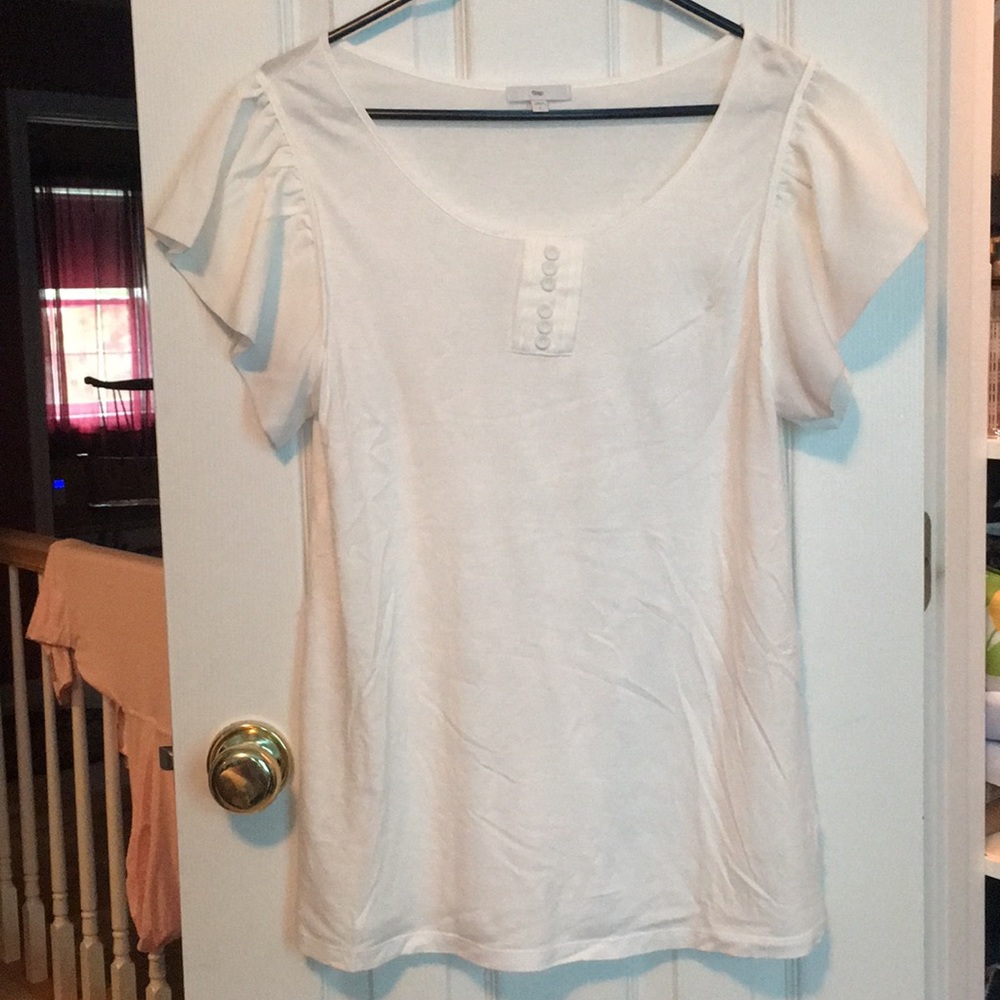 GAP t-shirt